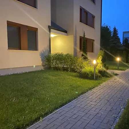 B&beach Apartament *