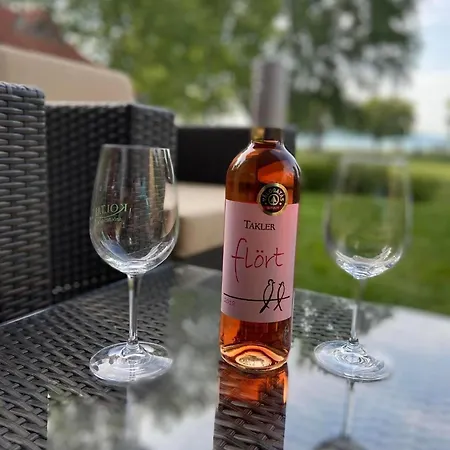 B&beach Apartament *